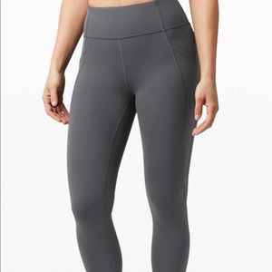 NWT lululemon crop leggings size 4 time to sweat
